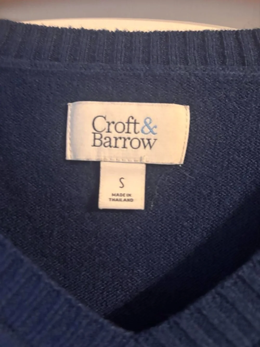 croft & barrow Women's Navy Cable-Knit V-Neck Sweater